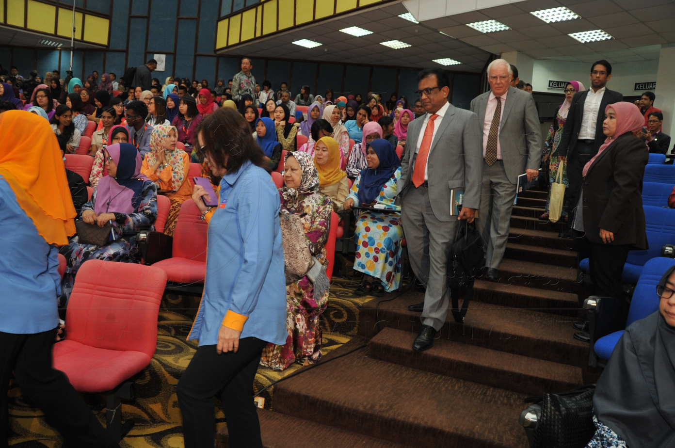 PRO15 151 ADVOKASI HAS 7153